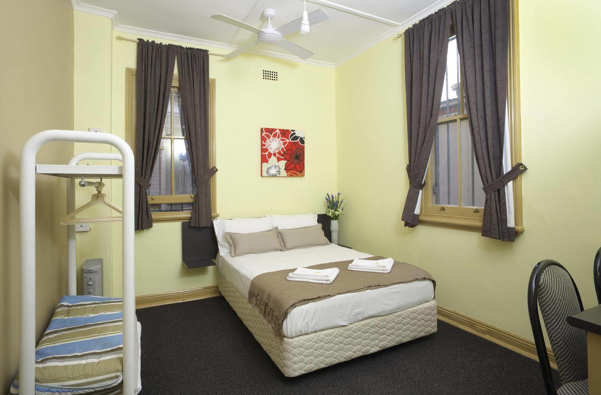 The George Street Hotel Sydney Eksteriør billede
